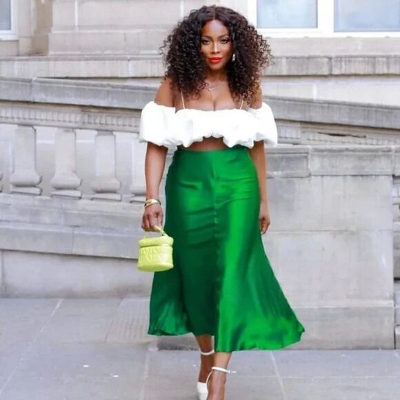 ZARA SATIN EFFECT MIDI SKIRT GREEN NEW - Picture 1 of 13